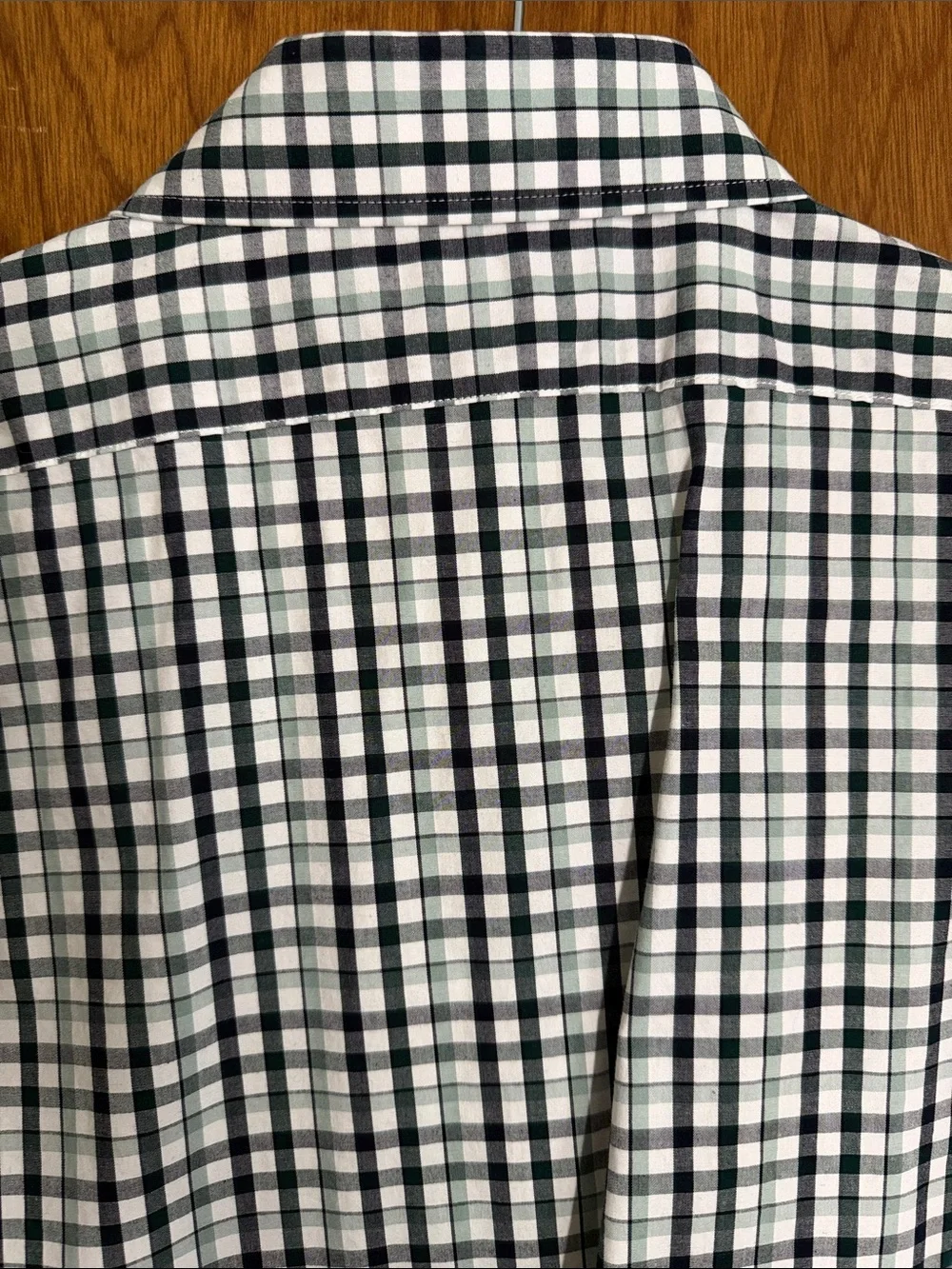 Banana Republic Men's Checked Button-Down Shirt - Green & White (Slim Fit)